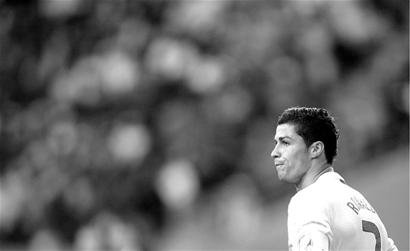 面对韩国梅开二度制胜，拜合拉木荣获本届熊猫杯赛事MVP