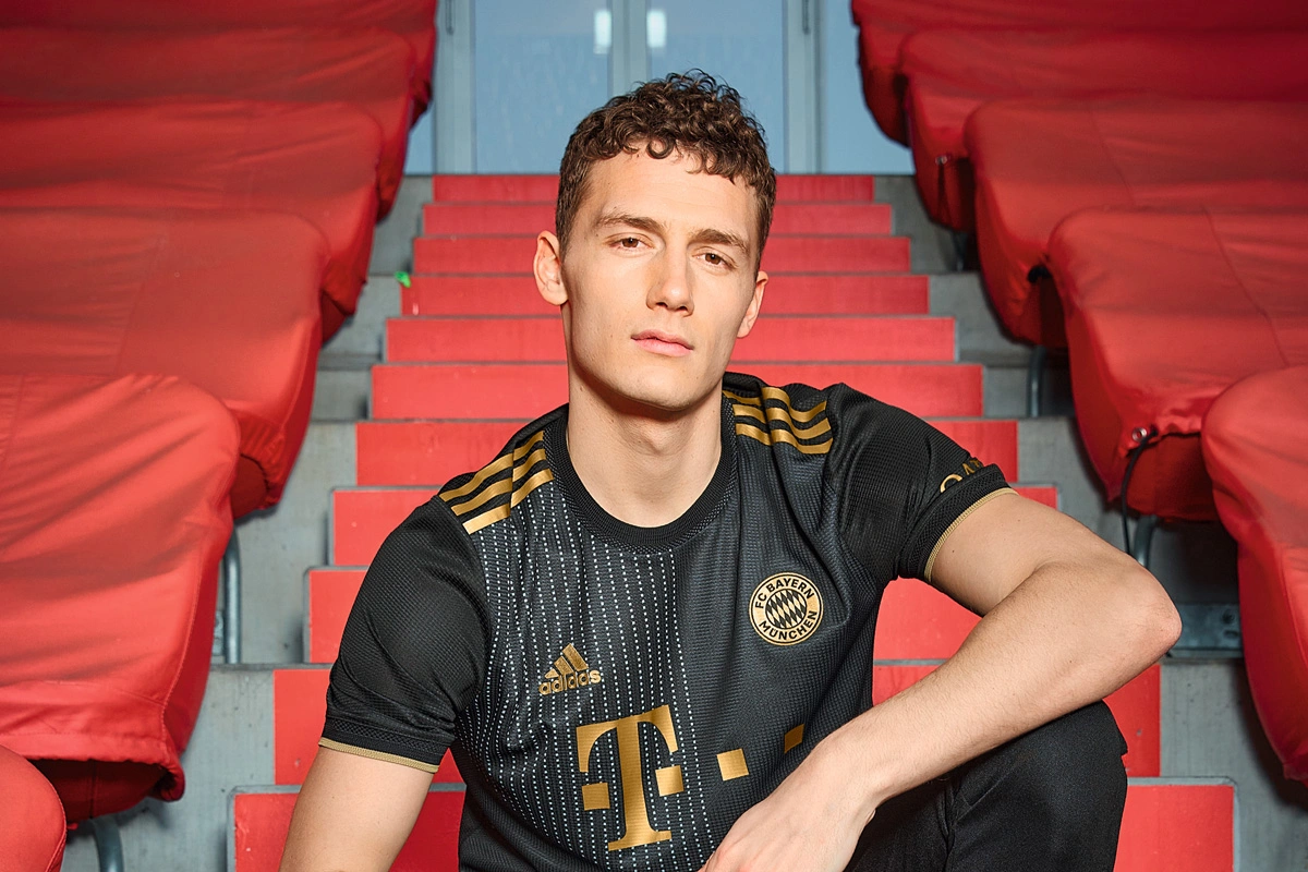 早报：又是一个疯狂的欧冠比赛日