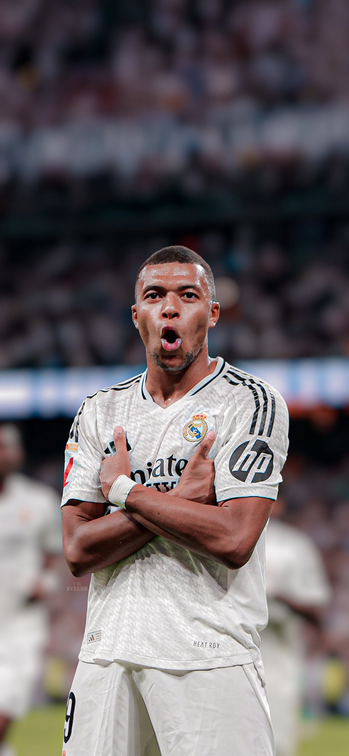 球星被拍到训练加练远射，努力程度获认可