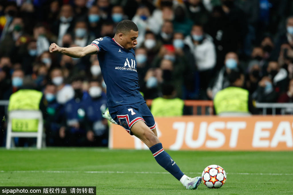 普斯卡什奖有力竞争者！绿巨人胡尔克打入了一粒绝对惊世骇俗的进球！