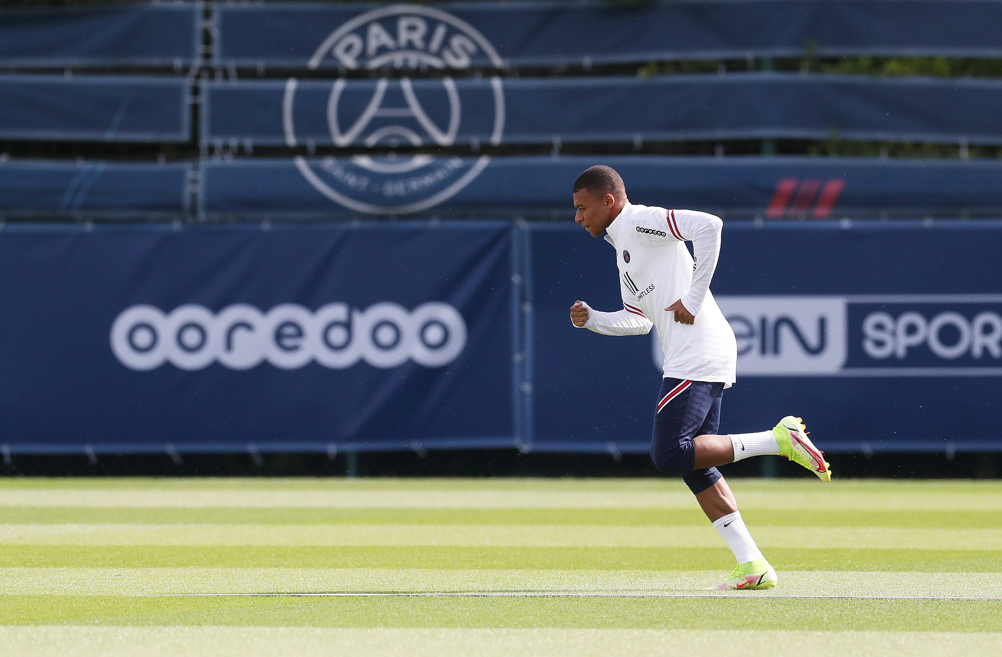 西甲半场：鲁文·加西亚传射，奥萨苏纳2-0莱万特