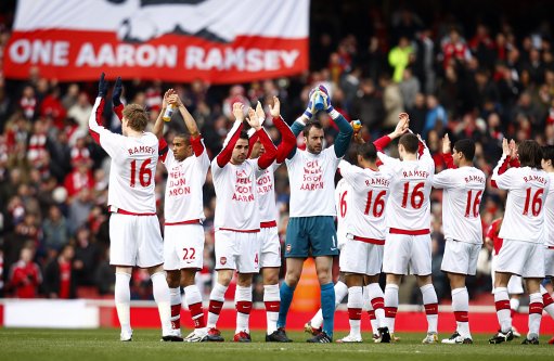 邮报：利马尚未准备好回归；奥纳纳预计对紫百合时复出