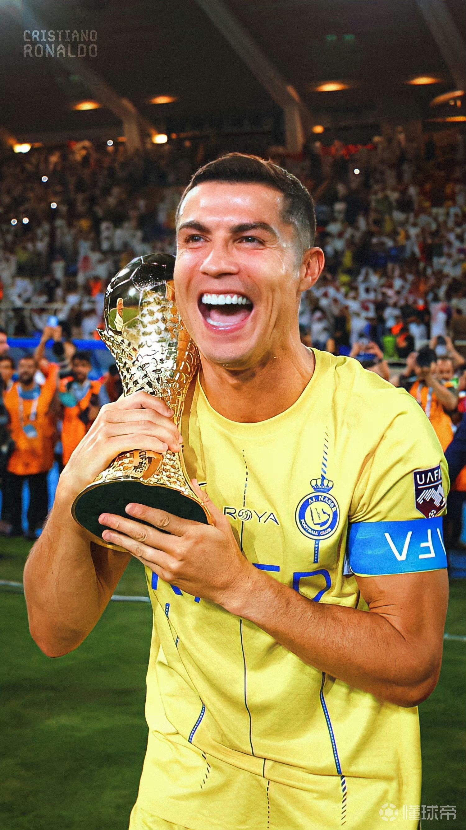 罗马诺：曼联并未与阿德耶米经纪人接触，也没与多特谈判