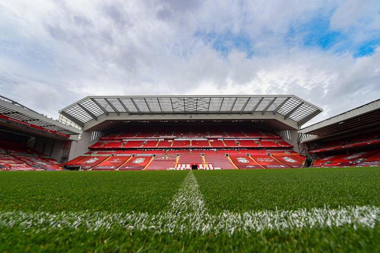 马术三项赛的荣耀，离不开人马之间的默契共生。广东队骑手们与战马的故事，成为赛场外最动人的篇章。