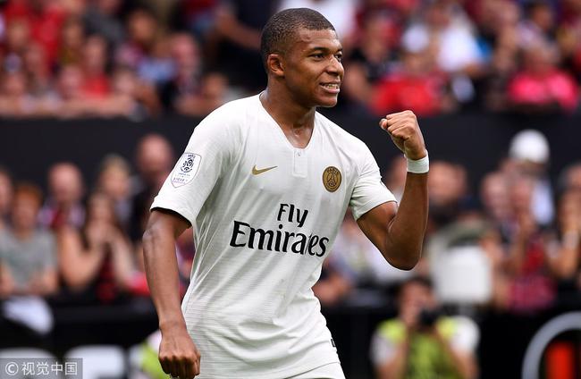 他今天的表现无可挑剔