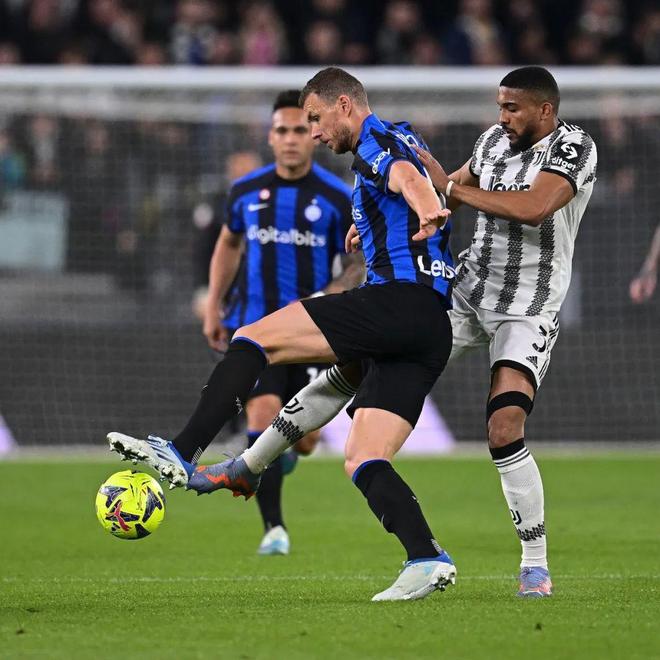 埃贝尔：我们原本非常希望维尔茨来拜仁；奥利塞没有解约条款